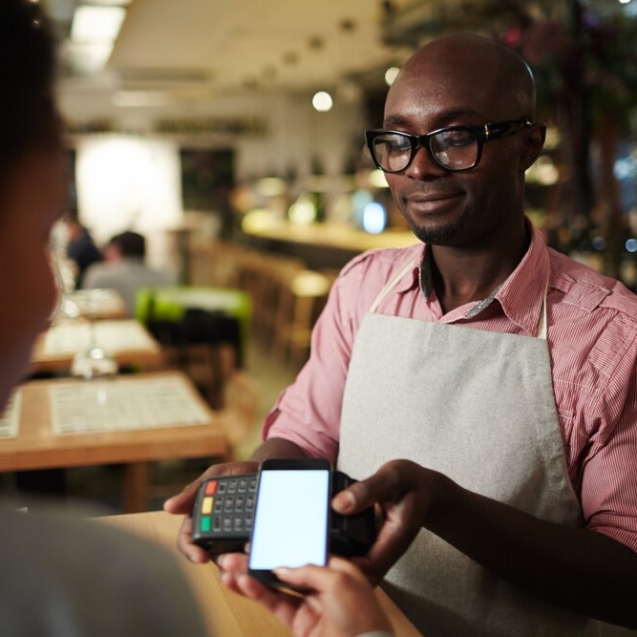 modern-payment_1098-15640 (1)